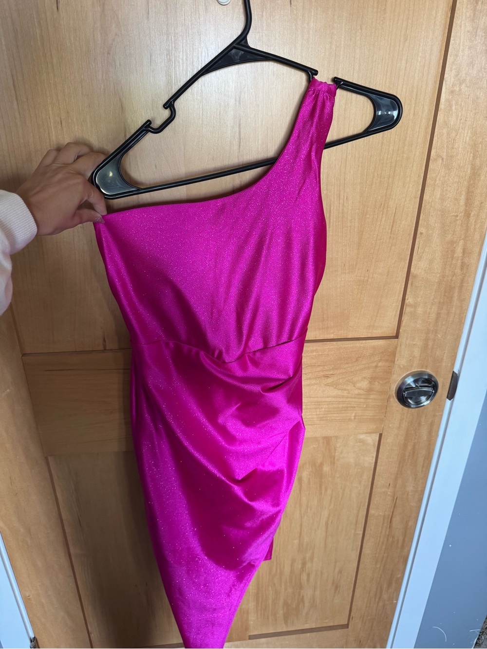 Emerald Sundae One-Shoulder Sparkle Hot Pink Bodycon Dress